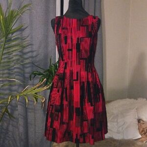 Calvin Klein Elegant Red and Black Patterned Dress